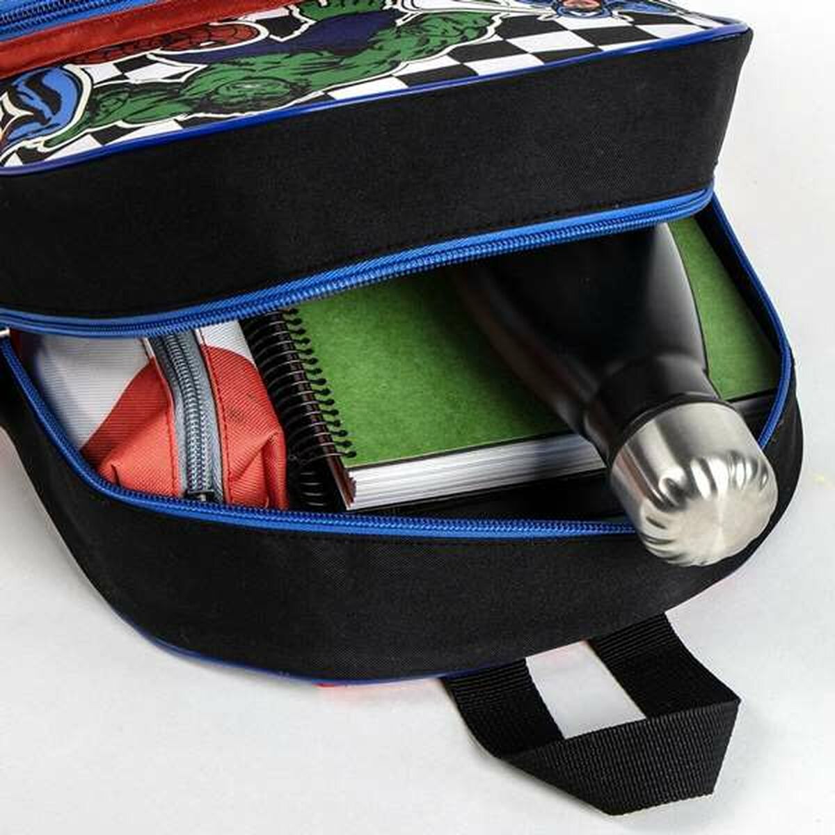Mochila Escolar The Avengers Preto
